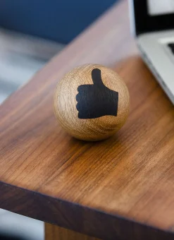 Spring Copenhagen Thumbs Up> Spring Emotions®|Konfirmationsgaver